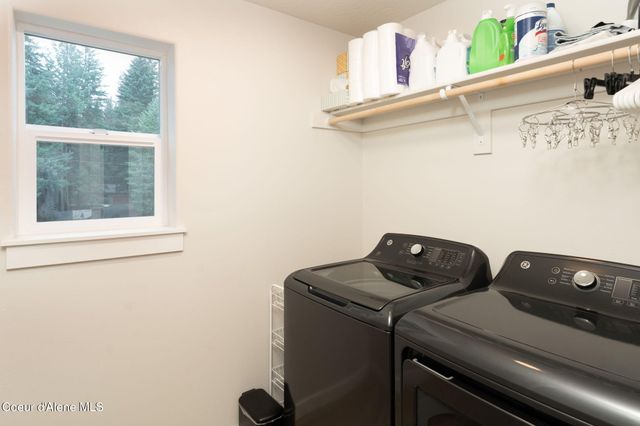 12842 N Bunchberry St, Hayden, ID 83835