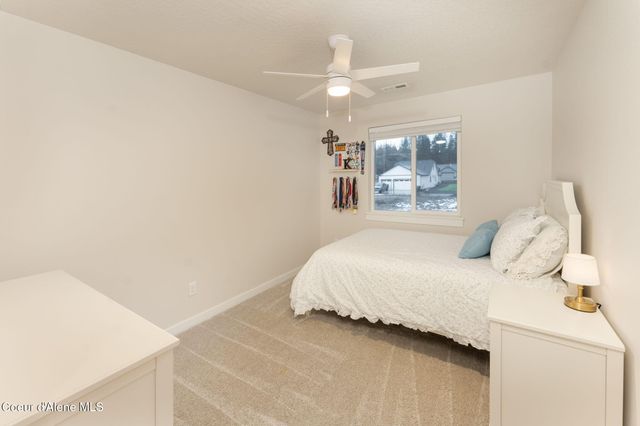 12842 N Bunchberry St, Hayden, ID 83835