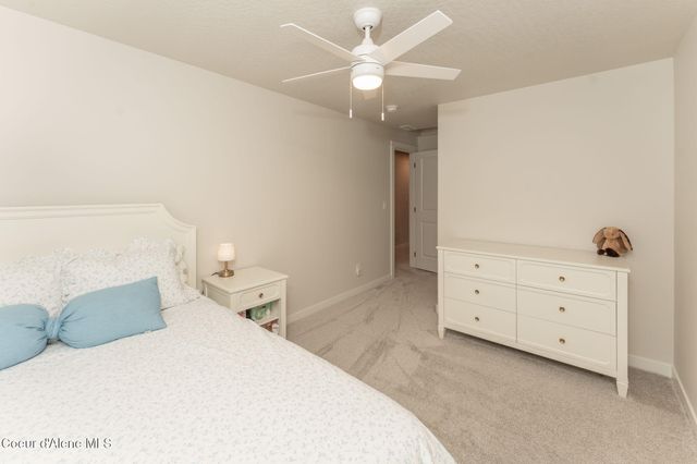 12842 N Bunchberry St, Hayden, ID 83835