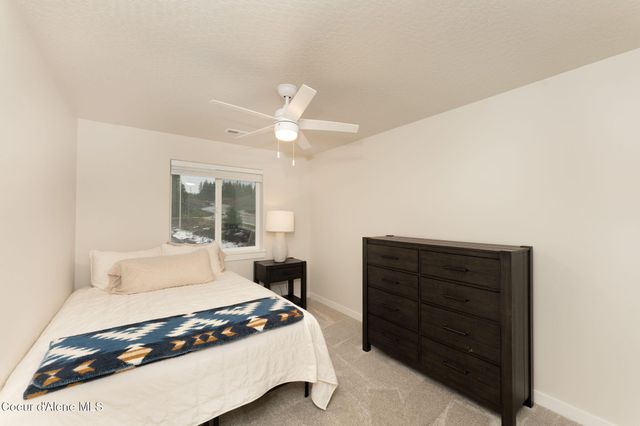 12842 N Bunchberry St, Hayden, ID 83835