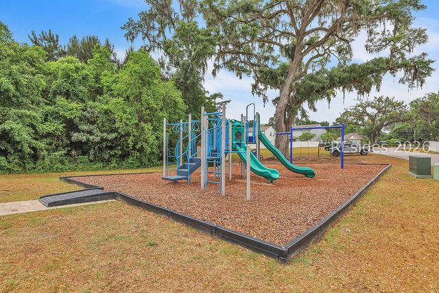 50 Keowee Ln, Beaufort, SC 29906