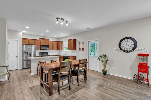 50 Keowee Ln, Beaufort, SC 29906