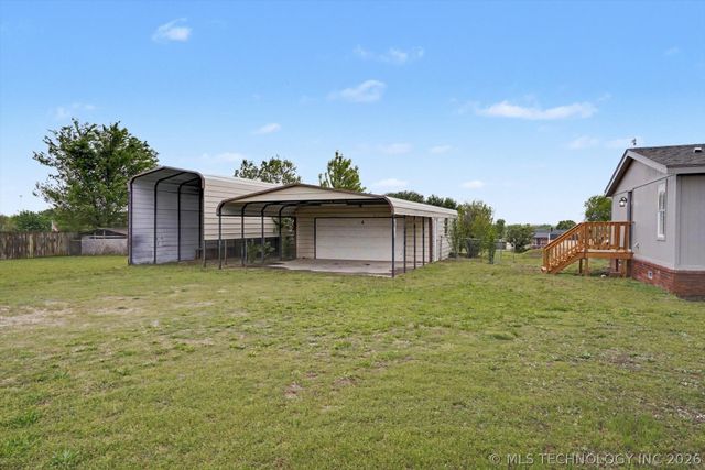 14042 S Crestview Road, Oologah, OK 74053
