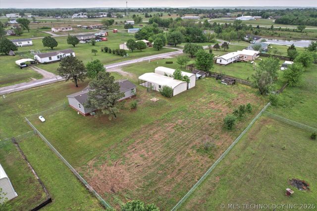 14042 S Crestview Road, Oologah, OK 74053