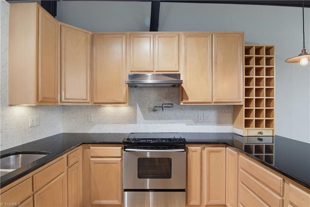 1 W 5th Street 302, Winston-salem, NC 27101