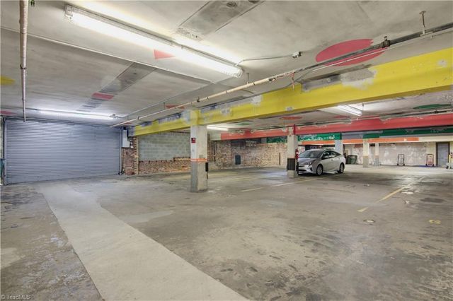 1 W 5th Street 302, Winston-salem, NC 27101
