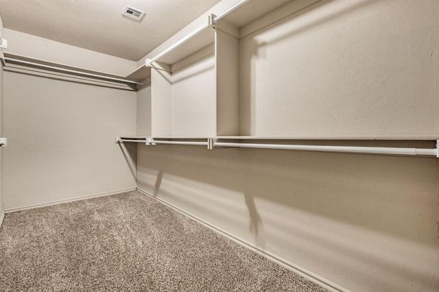 2209 SW 137th Place, Oklahoma City, OK 73170