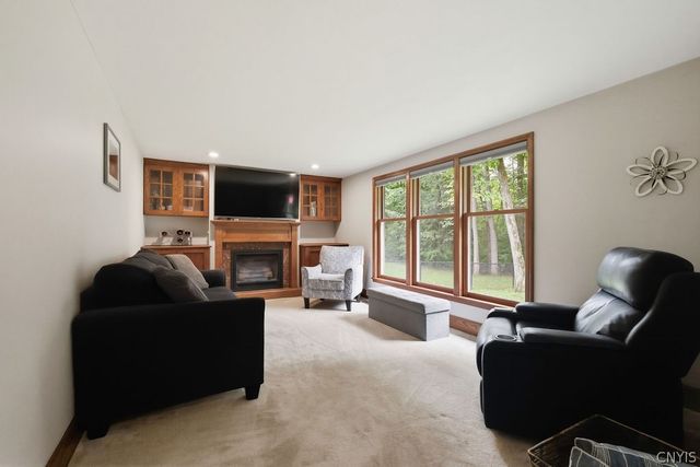3736 Black Brant Drive, Clay, NY 13090