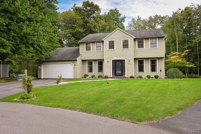 3736 Black Brant Drive, Clay, NY 13090