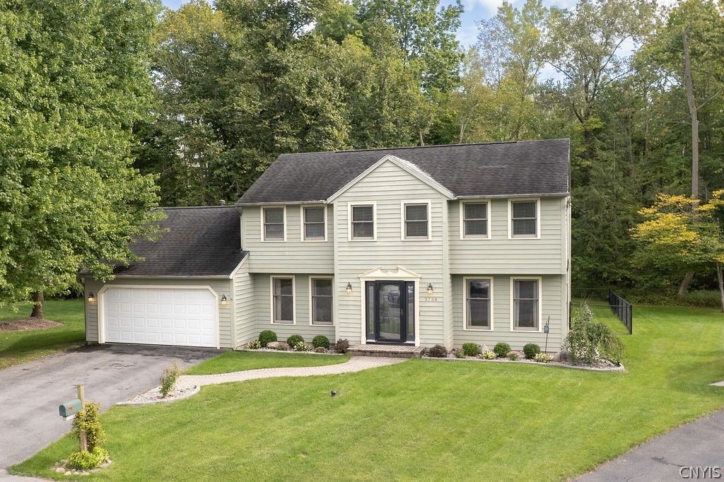 3736 Black Brant Drive, Clay, NY 13090