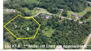 7 and 8 Bella Vista Drive, Vienna, WV 26105