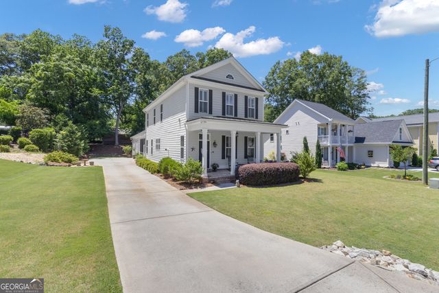 99 Middle Street, Senoia, GA 30276