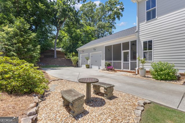 99 Middle Street, Senoia, GA 30276