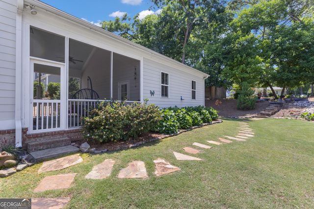 99 Middle Street, Senoia, GA 30276