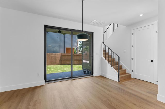1402 Beckett ST 1A, Austin, TX 78757