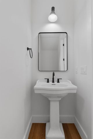 1402 Beckett ST 1A, Austin, TX 78757