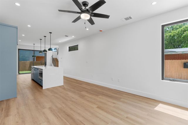 1402 Beckett ST 1A, Austin, TX 78757