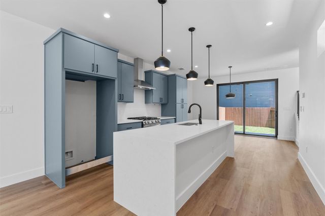 1402 Beckett ST 1A, Austin, TX 78757