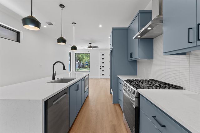 1402 Beckett ST 1A, Austin, TX 78757