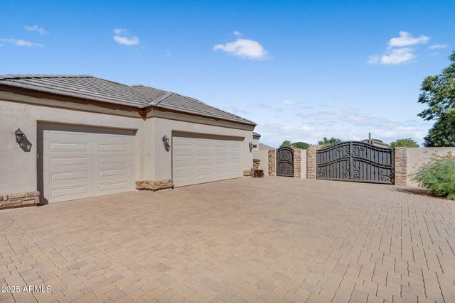 21562 E MEWES Road, Queen Creek, AZ 85142