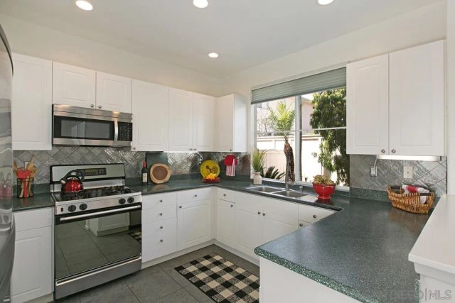 3081 W Canyon, San Diego, CA 92123