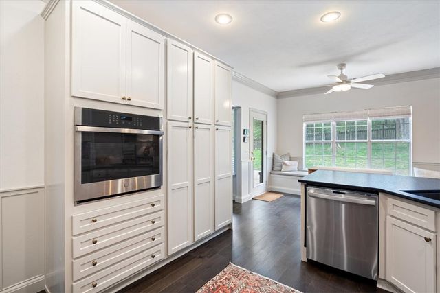 3285 E Piper Glen, Fayetteville, AR 72703