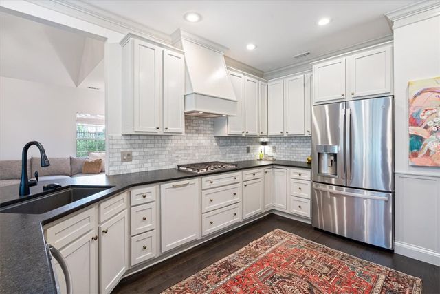 3285 E Piper Glen, Fayetteville, AR 72703