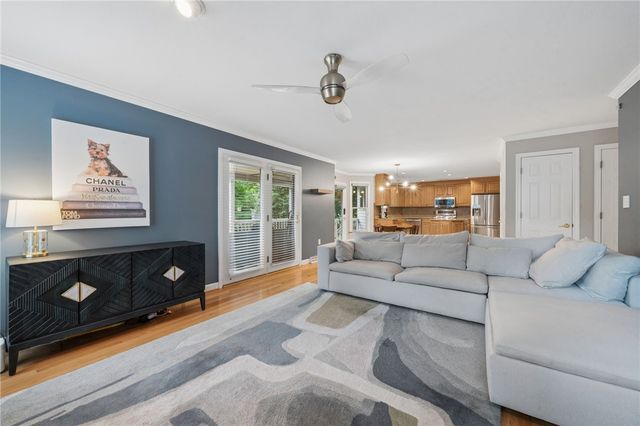 1115 Chaucer Dr, Unity Twp, PA 15601