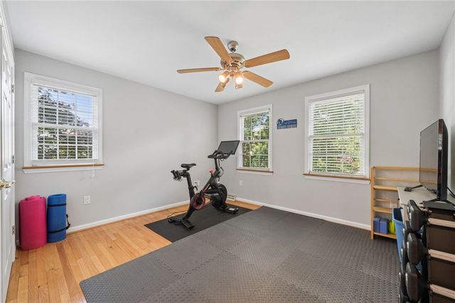 1115 Chaucer Dr, Unity Twp, PA 15601