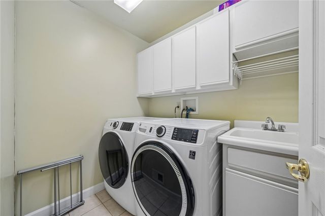 1115 Chaucer Dr, Unity Twp, PA 15601