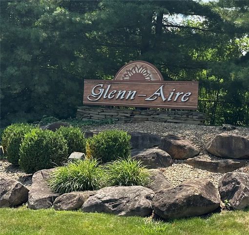 1115 Chaucer Dr, Unity Twp, PA 15601