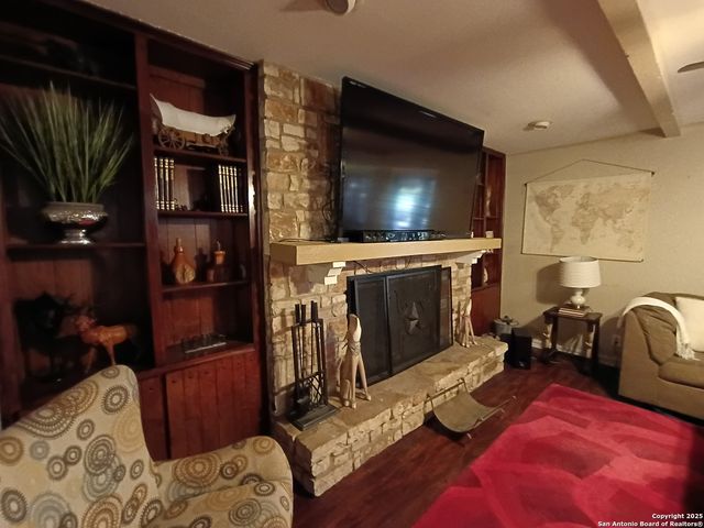 1401 Dezarae 4, San Antonio, TX 78253