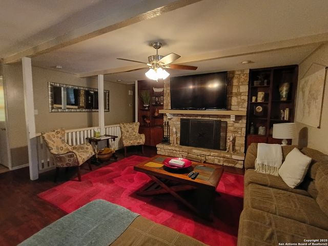 1401 Dezarae 4, San Antonio, TX 78253