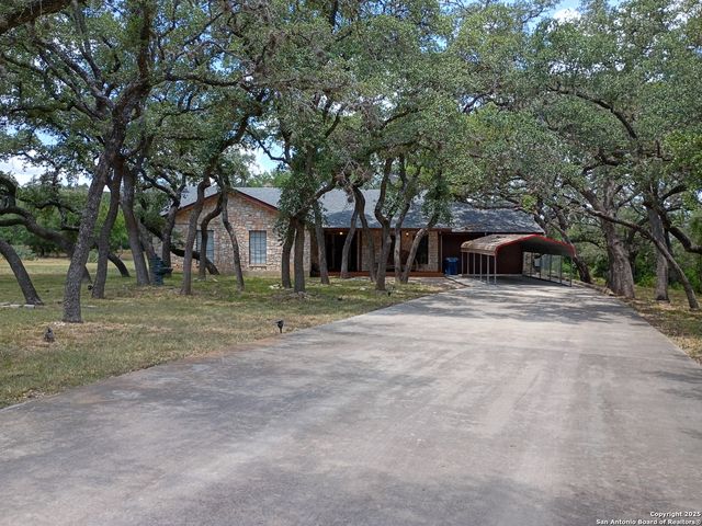 1401 Dezarae 4, San Antonio, TX 78253