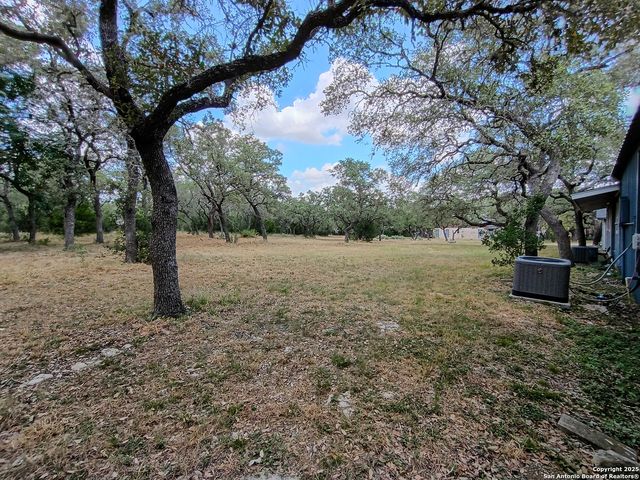 1401 Dezarae 4, San Antonio, TX 78253