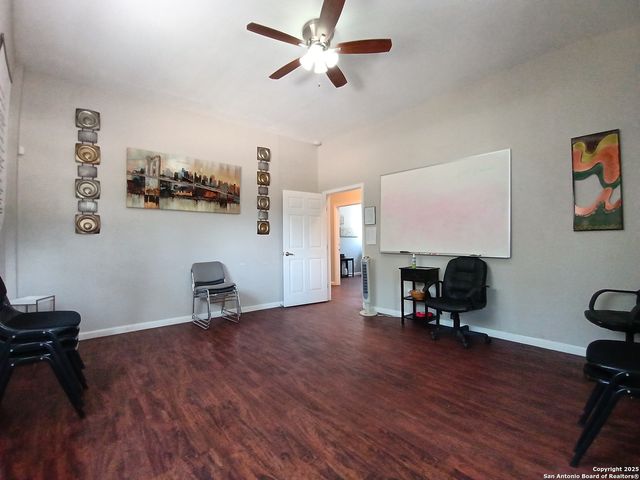 1401 Dezarae 4, San Antonio, TX 78253