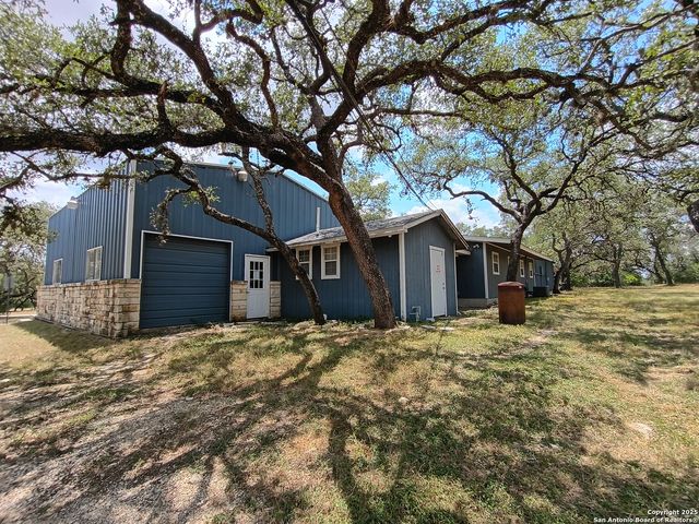 1401 Dezarae 4, San Antonio, TX 78253