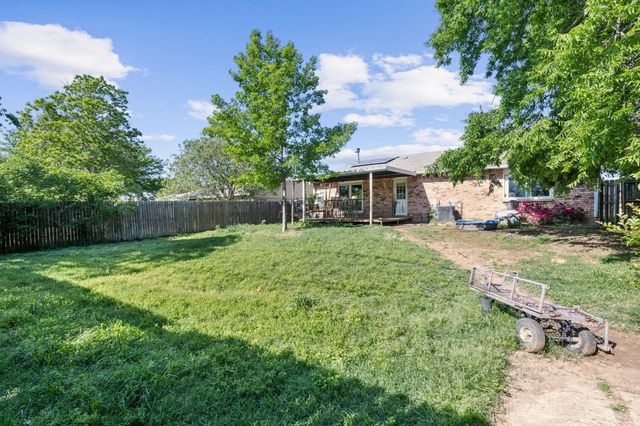 614 S Willow Street, Mansfield, TX 76063