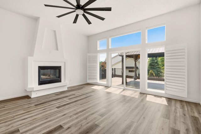 23104 E Broadway Ave, Liberty Lake, WA 99019