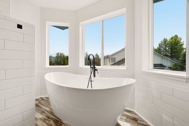 23104 E Broadway Ave, Liberty Lake, WA 99019