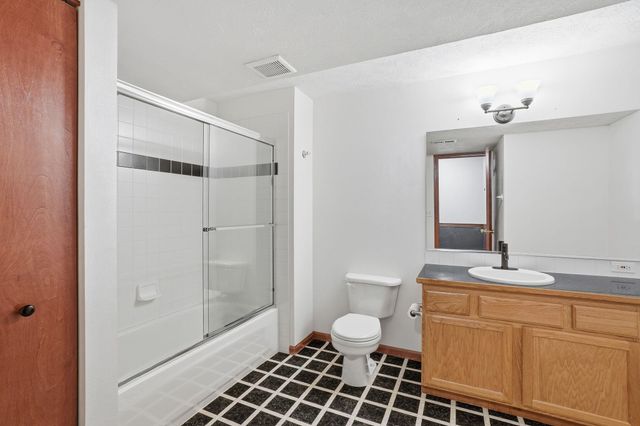 23104 E Broadway Ave, Liberty Lake, WA 99019