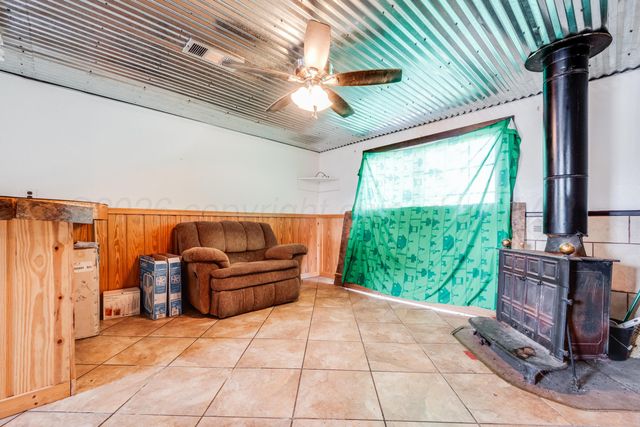 408 W Oklahoma Avenue, Wheeler, TX 79096