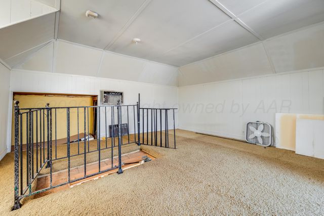 408 W Oklahoma Avenue, Wheeler, TX 79096