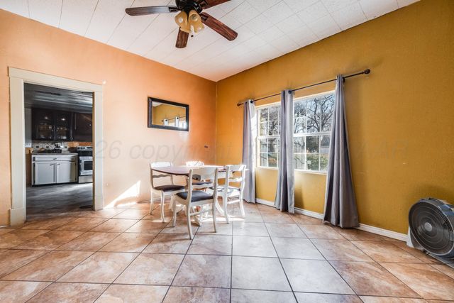 408 W Oklahoma Avenue, Wheeler, TX 79096