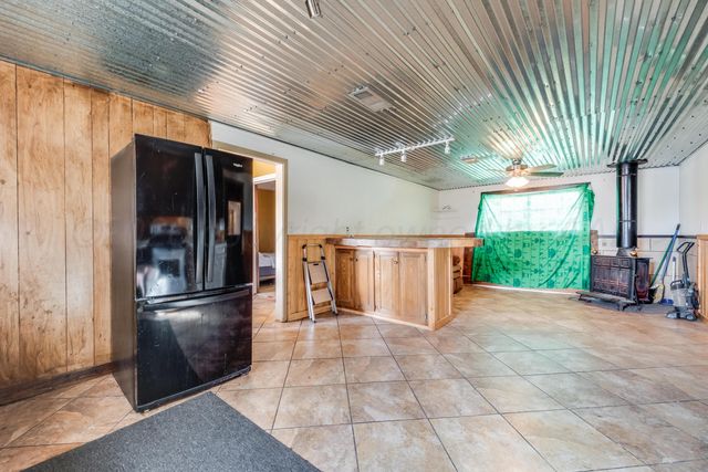 408 W Oklahoma Avenue, Wheeler, TX 79096