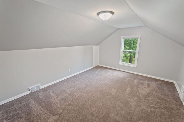 5118 Otter Lake Road, White Bear Lake, MN 55110
