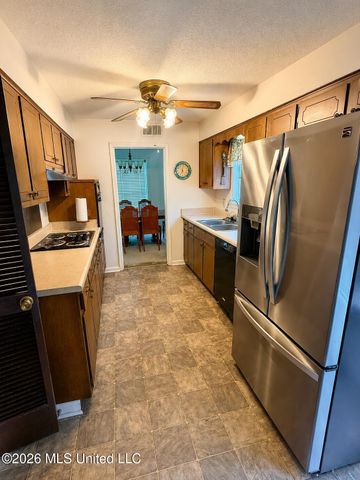 383 Dogwood Ranch Circle, Byhalia, MS 38611