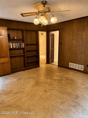 383 Dogwood Ranch Circle, Byhalia, MS 38611
