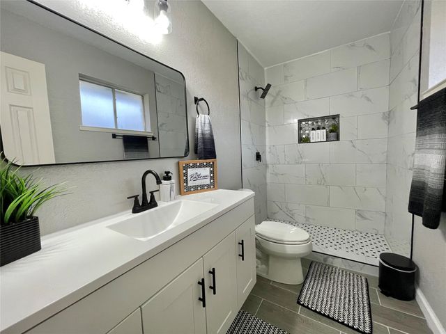 251 Schley Street, Richwood, TX 77531