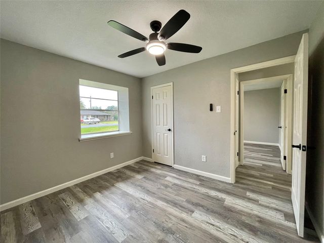 251 Schley Street, Richwood, TX 77531